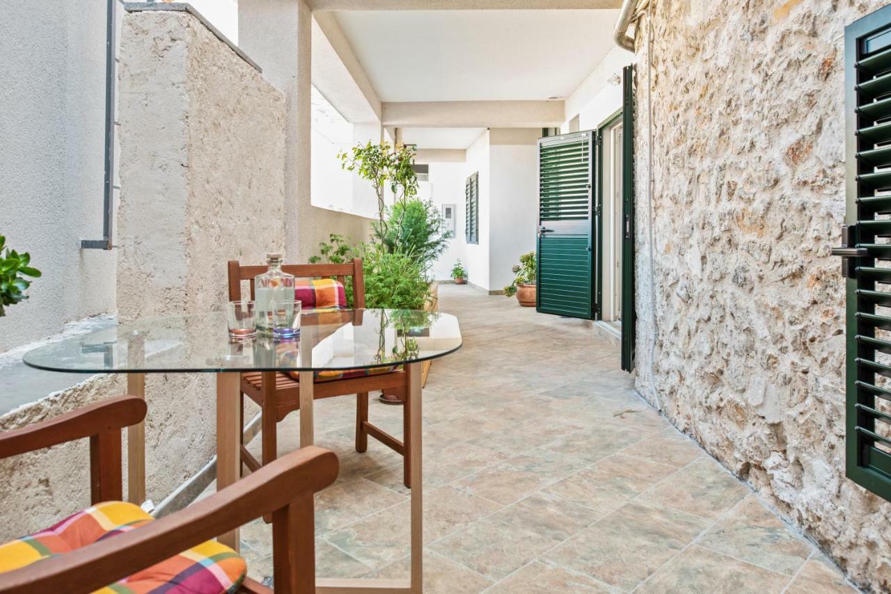 Ferienwohnung Kurika Anzotica Šibenik Exterior foto